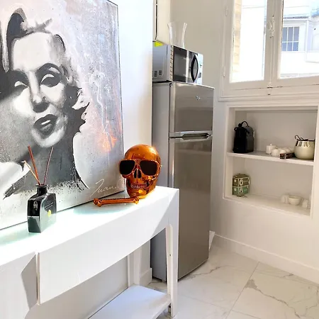 Apartment Jean Bologne C Paris