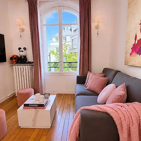 Jean Bologne C Appartement *